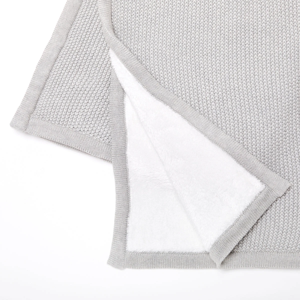 The Little Green Sheep Organic Knitted Fleece Baby Blanket - Dove 8 The Little Green Sheep Organic Knitted Fleece Baby Blanket - Dove - Image 6