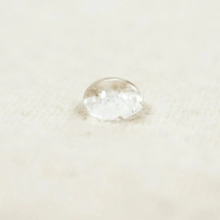 SnuzPod Studio And SnuzPod 3 Waterproof Mattress Protector - 44x80cm 4 SnuzPod Studio And SnuzPod 3 Waterproof Mattress Protector - 44x80cm - Image 2