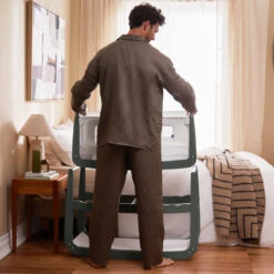 SnuzPod4 Bedside Crib - Sage 16 SnuzPod4 Bedside Crib - Sage -Beautiful Bambino 5.SP4Sage Dadlift LR