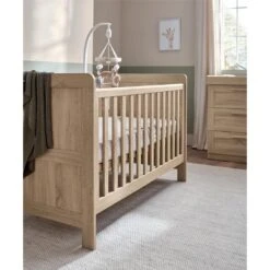 Beautiful Bambino -Beautiful Bambino CBATR0500 SS24 Atlas Light Oak Cotbed Lifestyle 01 1