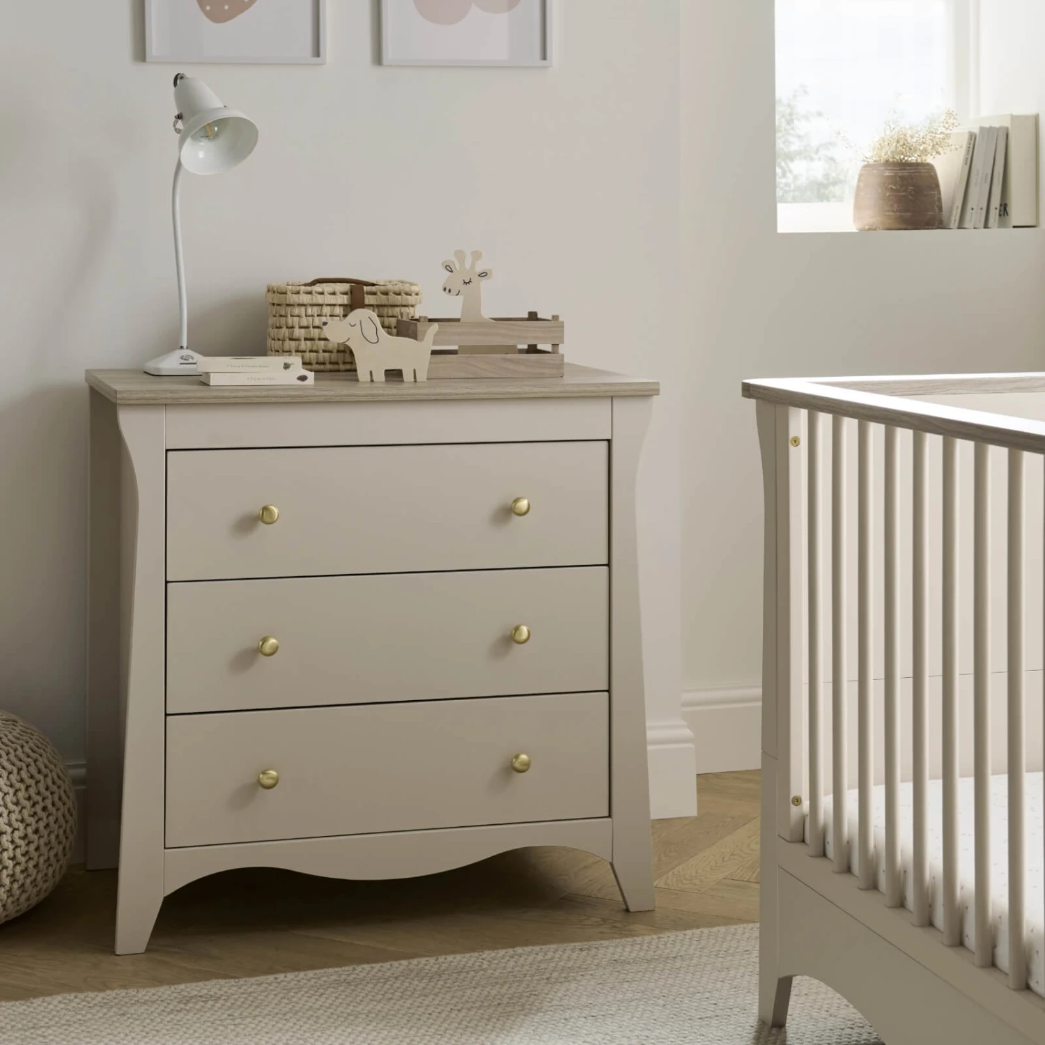 CuddleCo Clara 4 Piece Nursery Room Set - Cashmere/Ash 18 CuddleCo Clara 4 Piece Nursery Room Set - Cashmere/Ash - Image 16