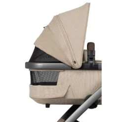 Joolz Geo3 Carrycot - Sandy Taupe -Beautiful Bambino JoolzGeo3 Cot Detail Ventilation Side Sandytaupe d8b8994e 14e0 4da8 a8c6 e383ca8013a7