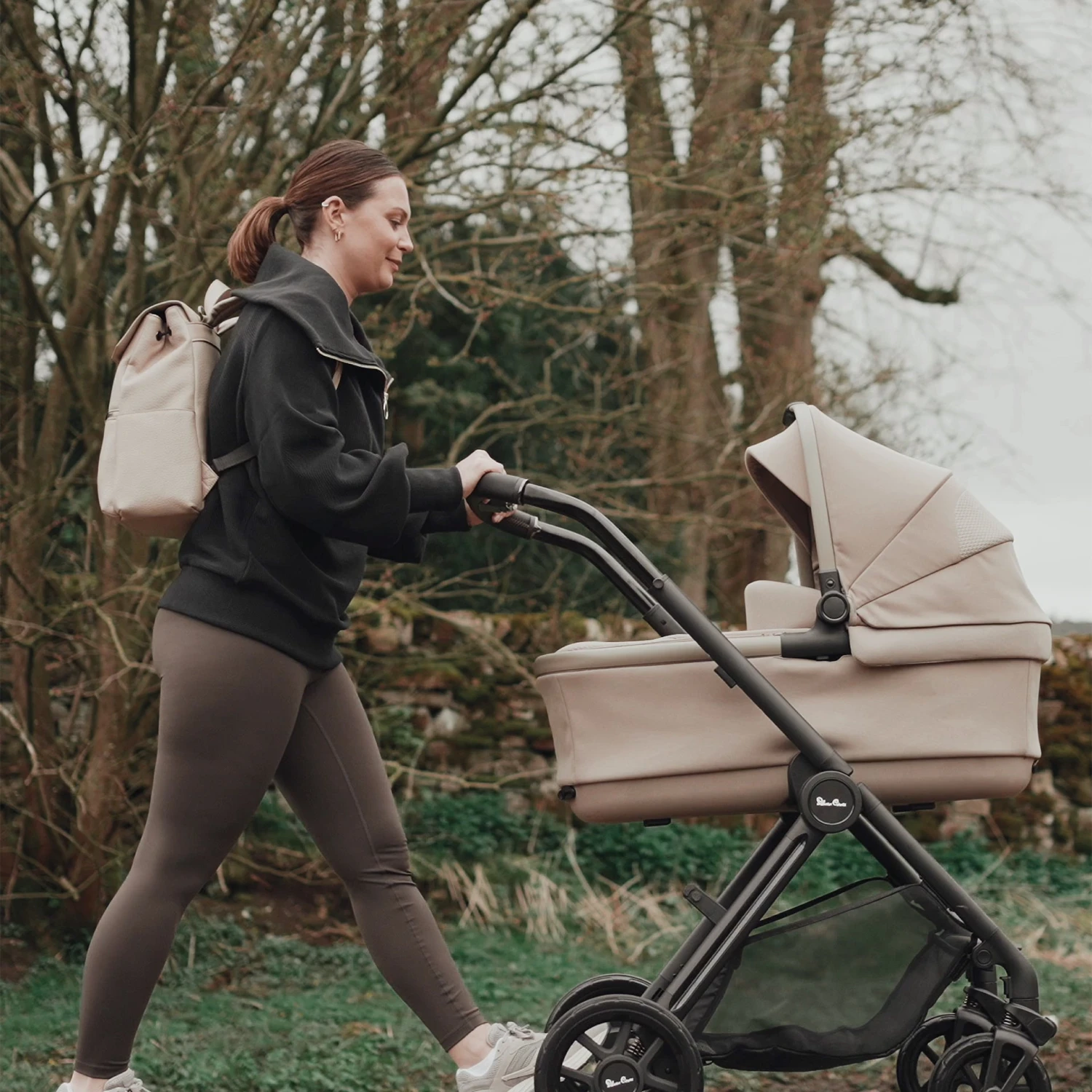 Silver Cross Reef 2 Pushchair & First Bed Folding Carrycot | Space 10 Silver Cross Reef 2 Pushchair & First Bed Folding Carrycot | Space - Image 8