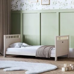 Silver Cross Seville 3 Piece Nursery Set | Cashmere Oak 13 Silver Cross Seville 3 Piece Nursery Set | Cashmere Oak -Beautiful Bambino SX Indies Master Seville3PC UK4