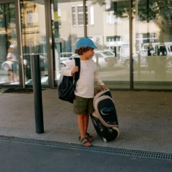 Cybex Solution G2 I-Fix Foldable Child Car Seat | Stone Grey -Beautiful Bambino Screenshot2024 11 05at22.51.09 1