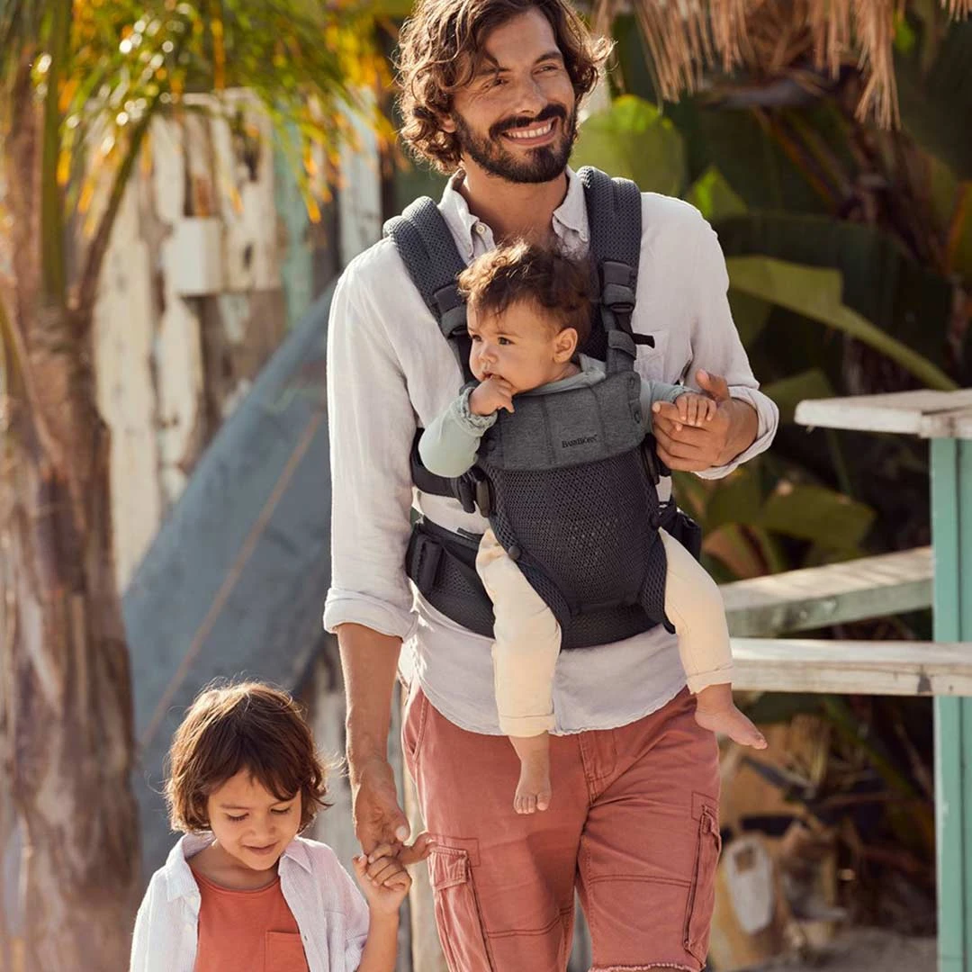 BabyBjorn Harmony Baby Carrier - 3D Mesh - Anthracite 8 BabyBjorn Harmony Baby Carrier - 3D Mesh - Anthracite - Image 6