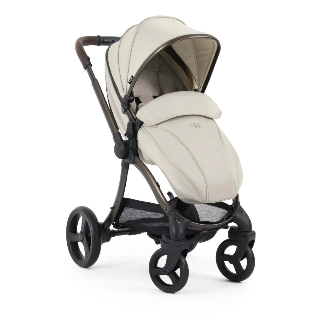 Egg3 Pushchair & Carrycot - Cashmere 5 Egg3 Pushchair & Carrycot - Cashmere - Image 3