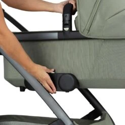 Joolz Geo3 Duo Carrycot Adapter Set - Upper -Beautiful Bambino joolz geo3 duo cot adapter set upper 3 1800x1800 28f9edbc bb35 43c5 868b 88e3ea9a9fe9