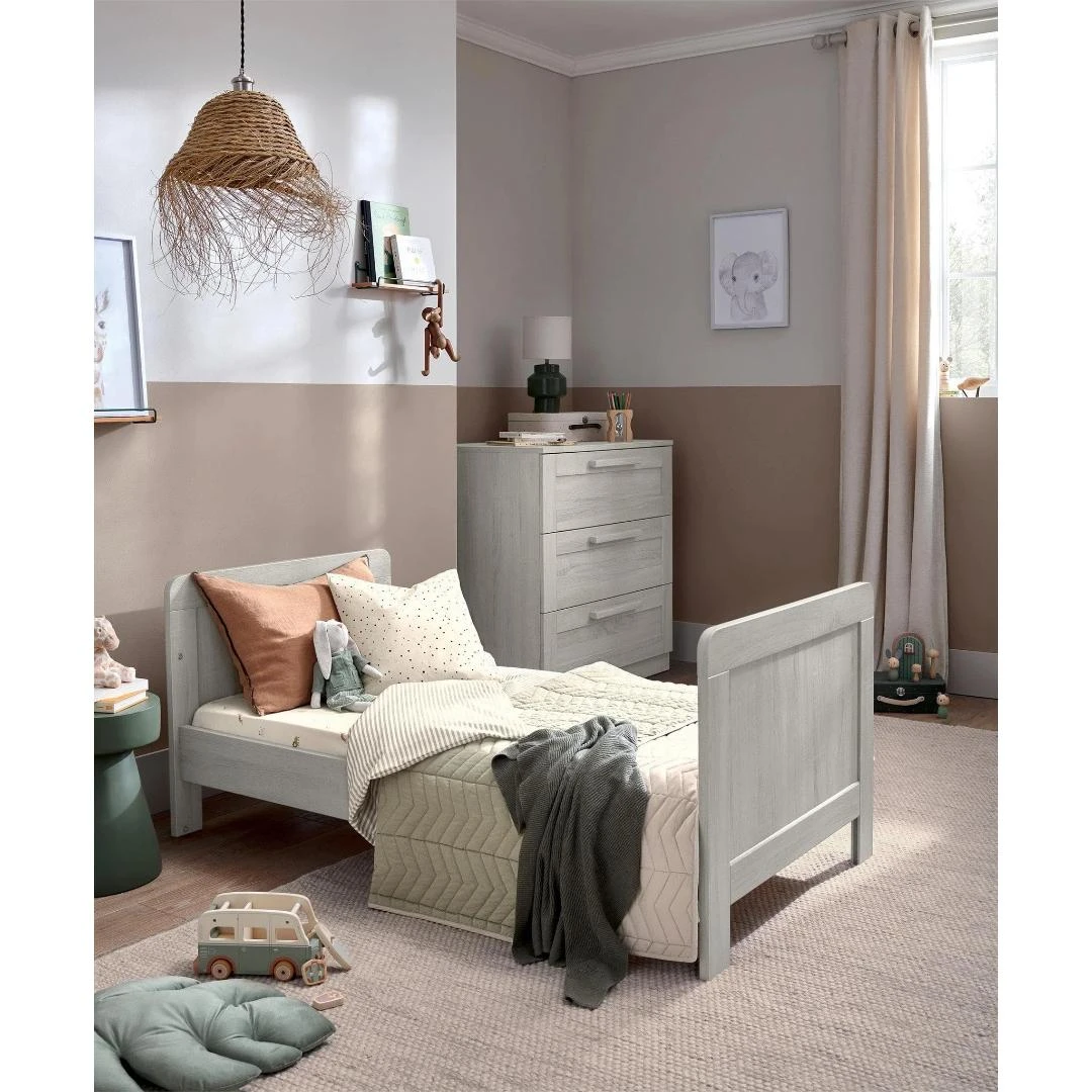 Mamas & Papas 3 Piece Atlas Furniture Set | Nimbus White 6 Mamas & Papas 3 Piece Atlas Furniture Set | Nimbus White - Image 4