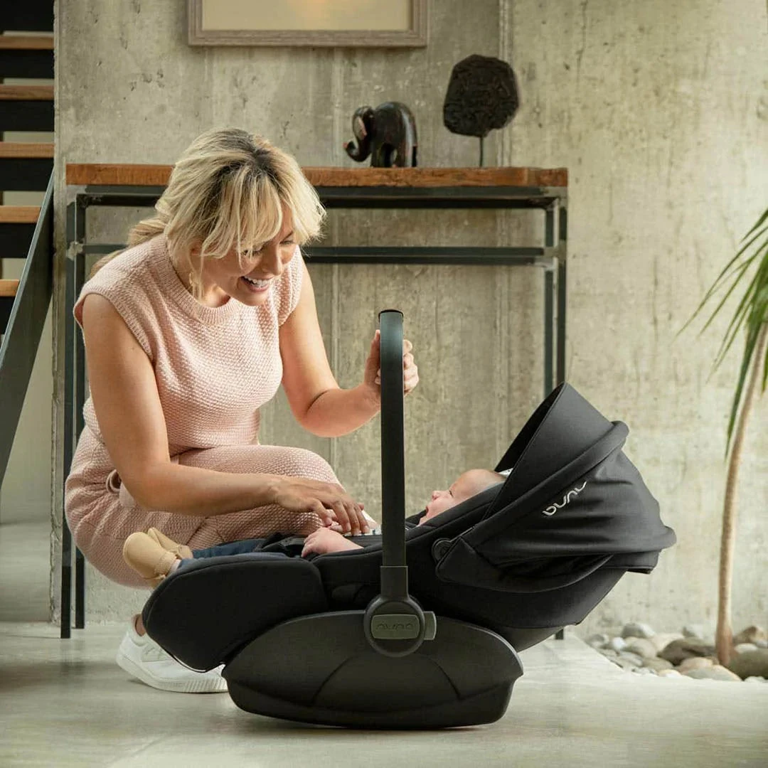 Nuna ARRA Next Car Seat - Caviar 7 Nuna ARRA Next Car Seat - Caviar - Image 5