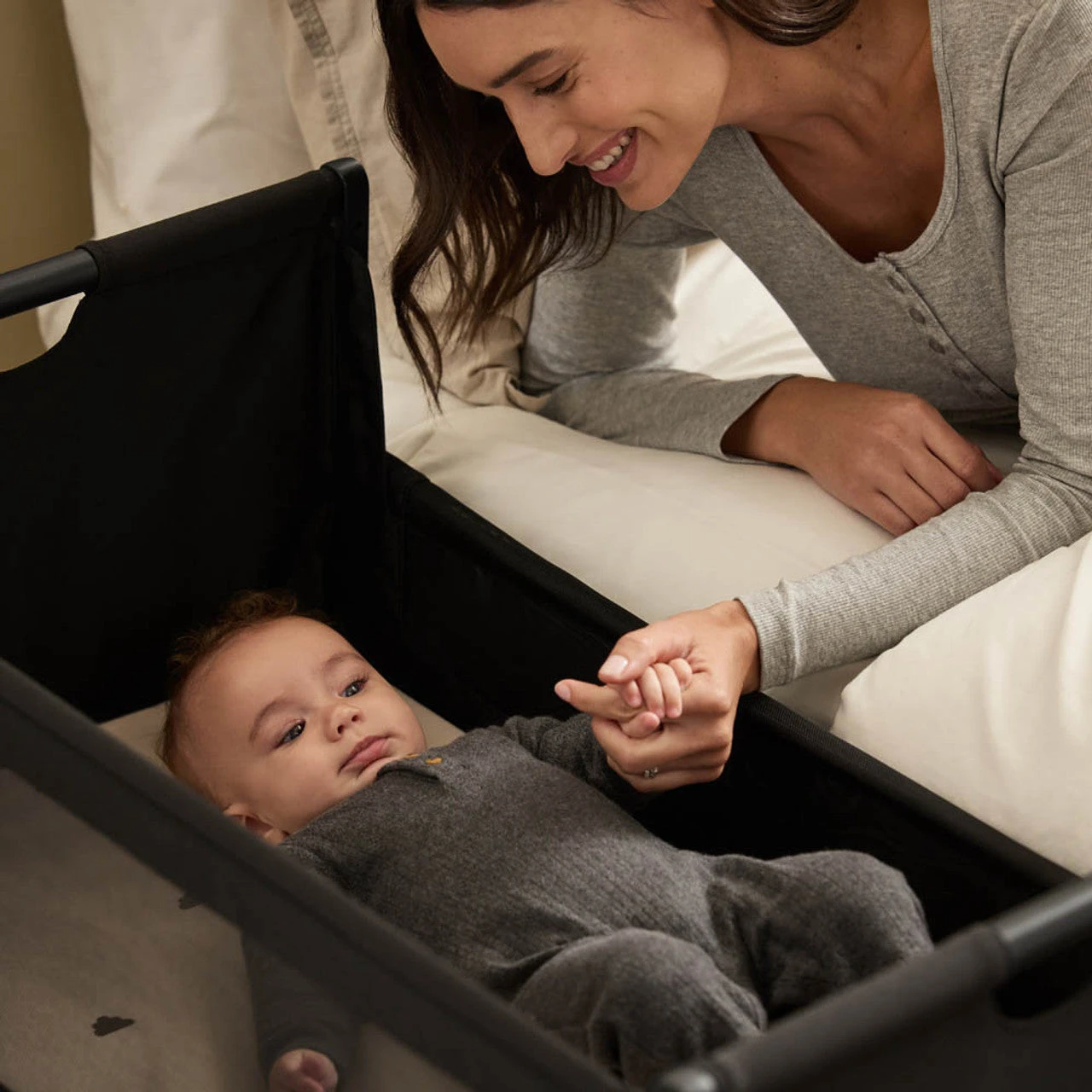 SnuzPod5 Bedside Crib | Graphite 7 SnuzPod5 Bedside Crib | Graphite - Image 5